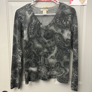 Kenar 2 ply Cashmere Gray Paisley Long Sleeve Top